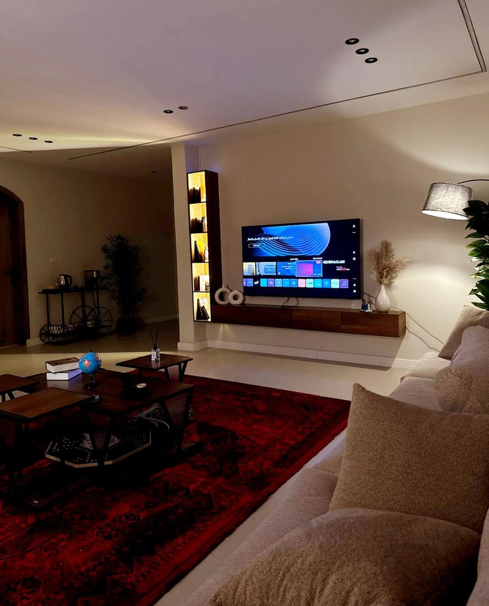TV and multimedia, Seating area