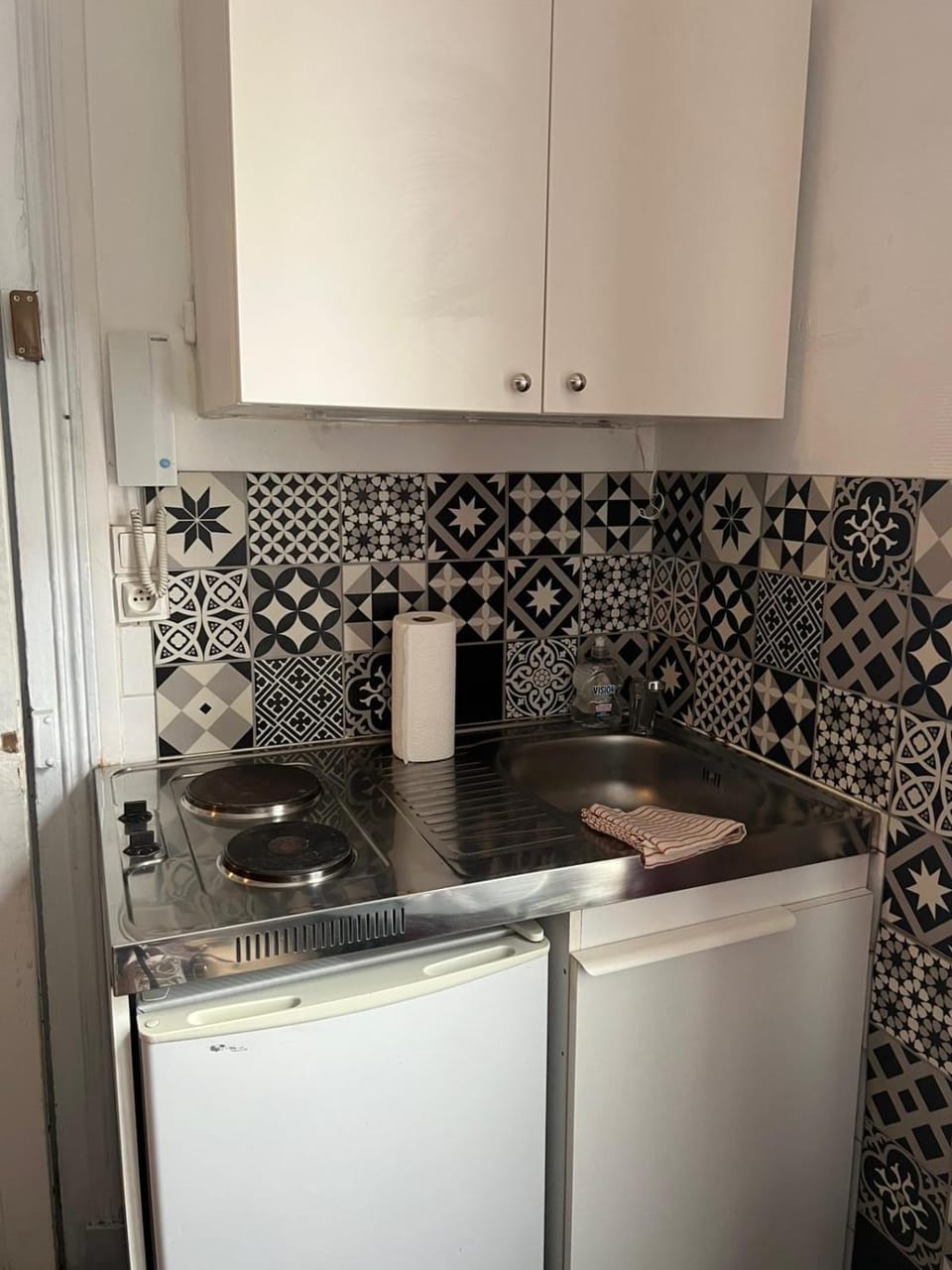 Studette 350m from Train Station Apartment in Tours