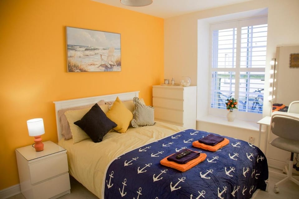 The Wee Shore House Apartment in Ayr