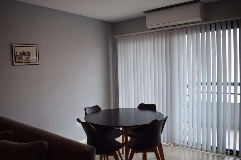 Living room, Seating area, Dining area, air conditioner