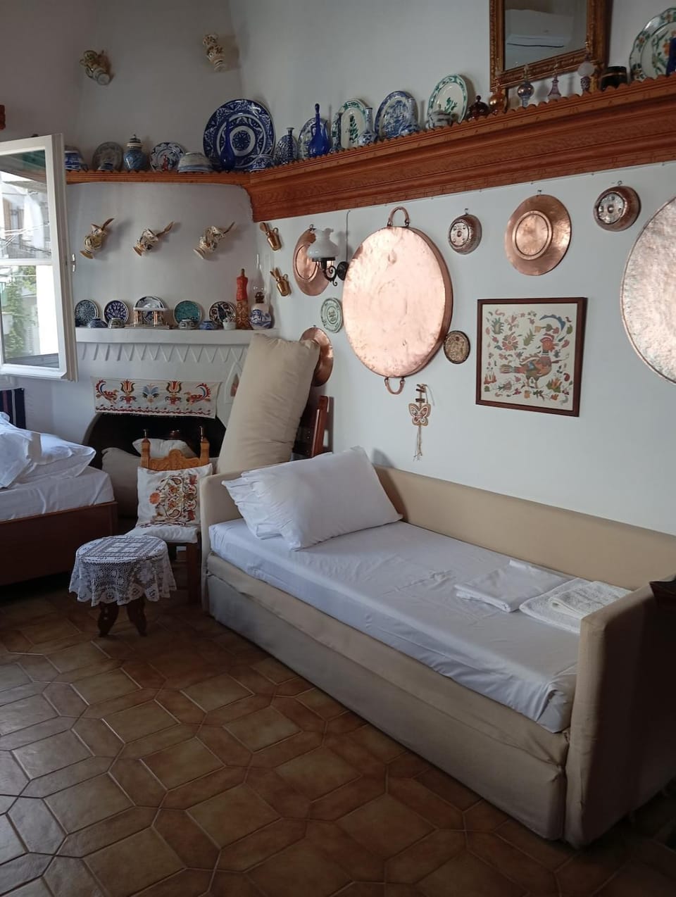 Myrto's traditional house Apartment in Euboea
