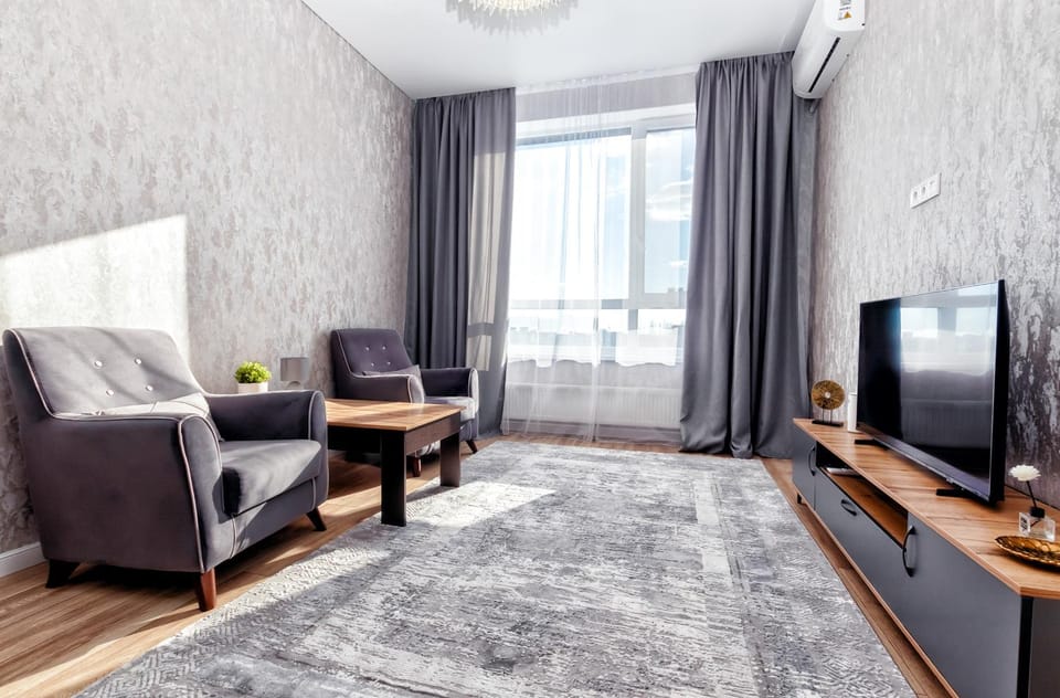 TV and multimedia, Living room, Seating area, air conditioner