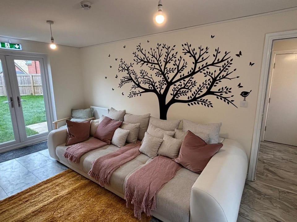Living room, Garden view