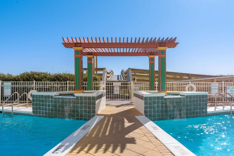 The Pearl 803 - Paradise Found House in Pensacola Beach