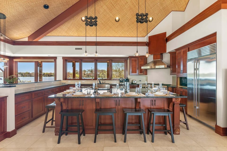 Panoramic Bali-Style Retreat on Wequaquet Lake House in Centerville