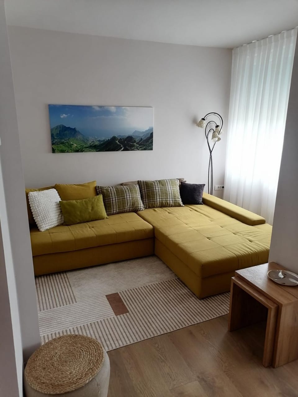Bed, Living room, Seating area