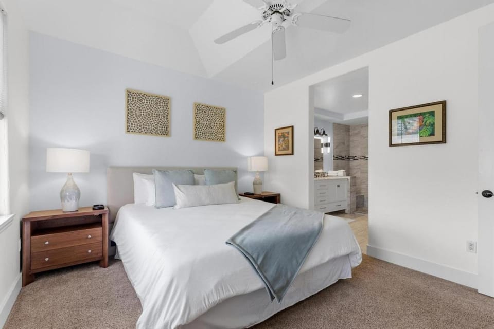 Top Floor Waikoloa Villas Condo 2 Bedroom Plus Loft Apartment in Puako