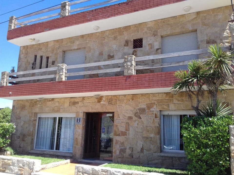 Facade/entrance, Day