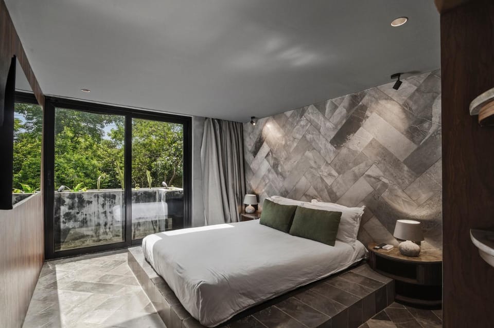 Bed, View (from property/room), Balcony/Terrace, Photo of the whole room, Bedroom