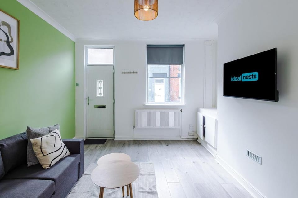 TV and multimedia, Living room, Seating area