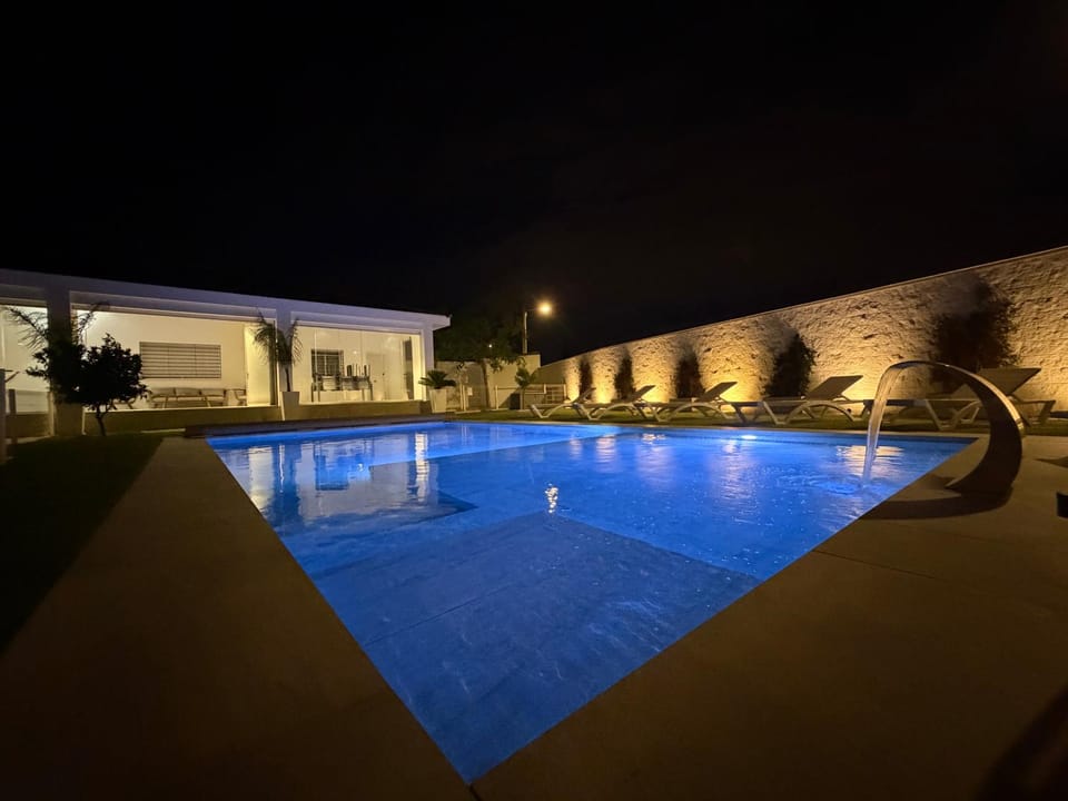 Night, Pool view