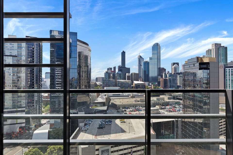 City view, Street view