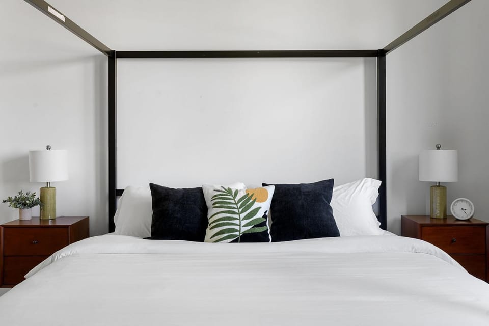 Bed, Bedroom