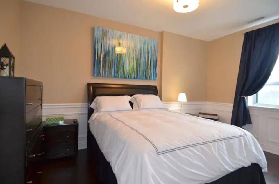 The SoMa Furnished Residences Apartment in Hamilton
