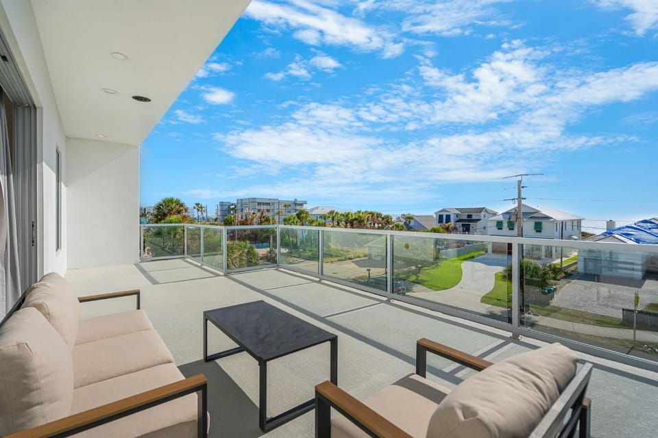Patio, Day, View (from property/room), Balcony/Terrace, Balcony/Terrace, Seating area