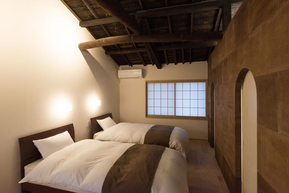Day, Photo of the whole room, Bedroom
