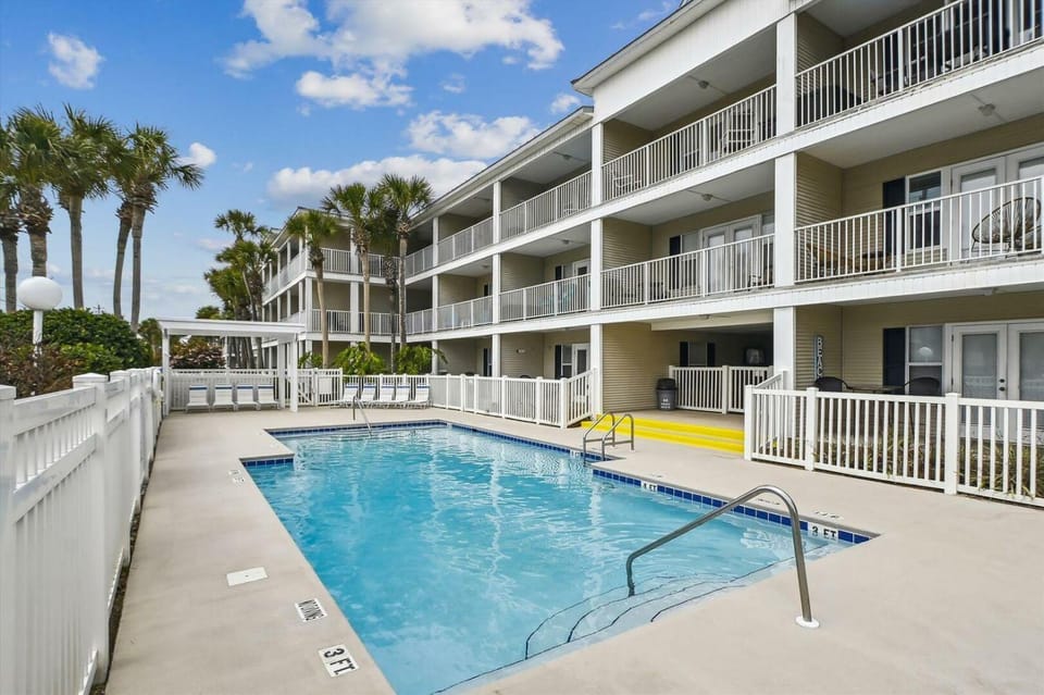 Grand Caribbean East 112- Crystal Blu House in Destin