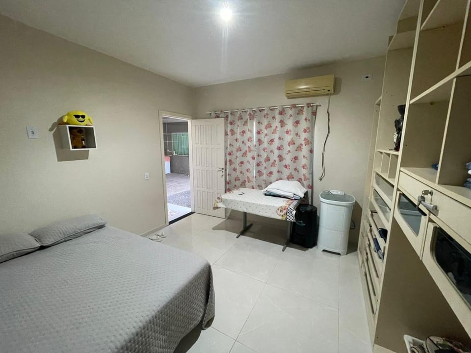 Bed, Photo of the whole room, Bedroom, minibar, towels, wardrobe, air conditioner