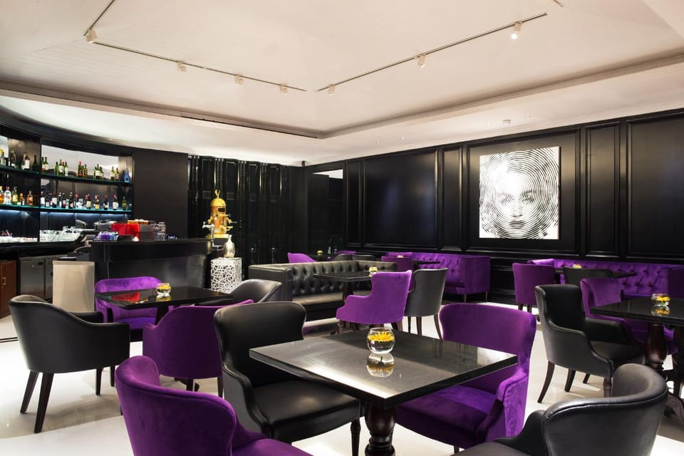 Lounge or bar