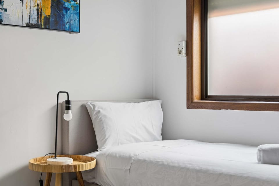 Single Room at Blacktown - Close to Sydney Zoo & Westpoint - Shared Bathroom House in Sydney