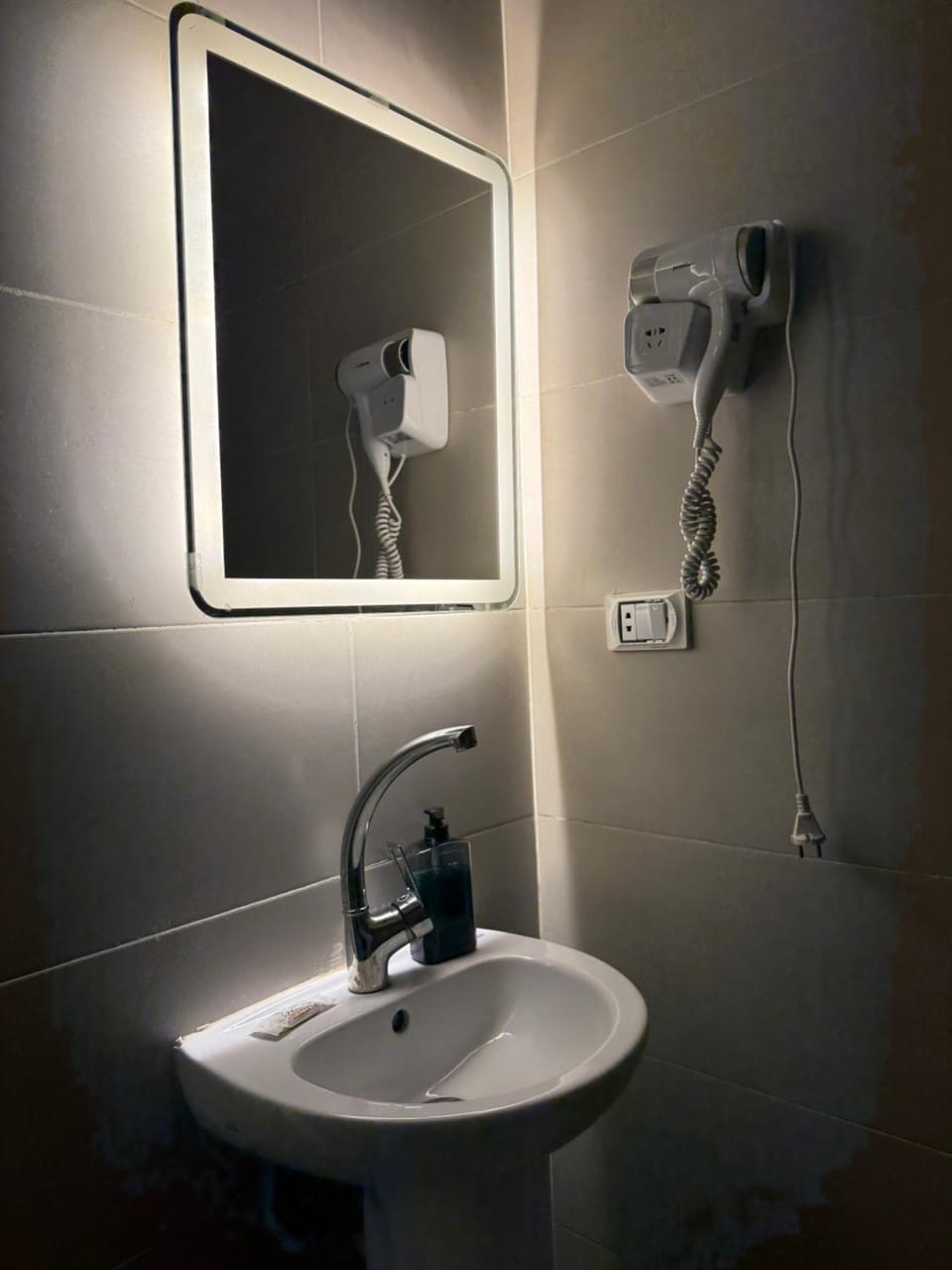 Bathroom, heating