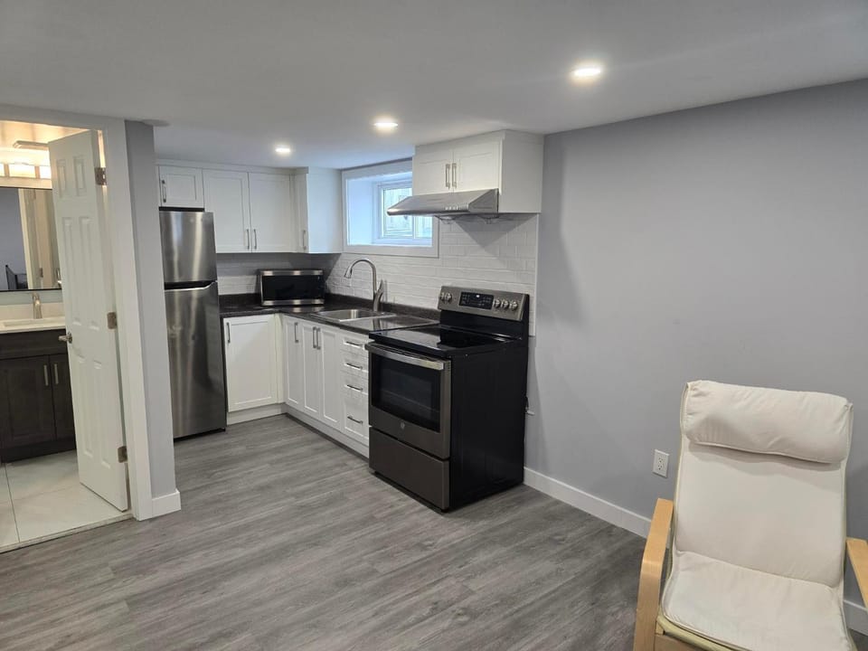 Toronto Etobicozy Guest House Bed and Breakfast in Toronto