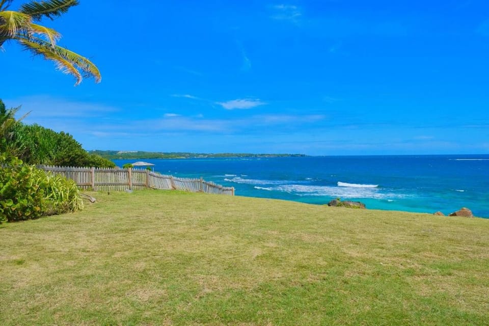 Spacious Ocean Front House With Gated Entrance Villa in Lance aux Epines