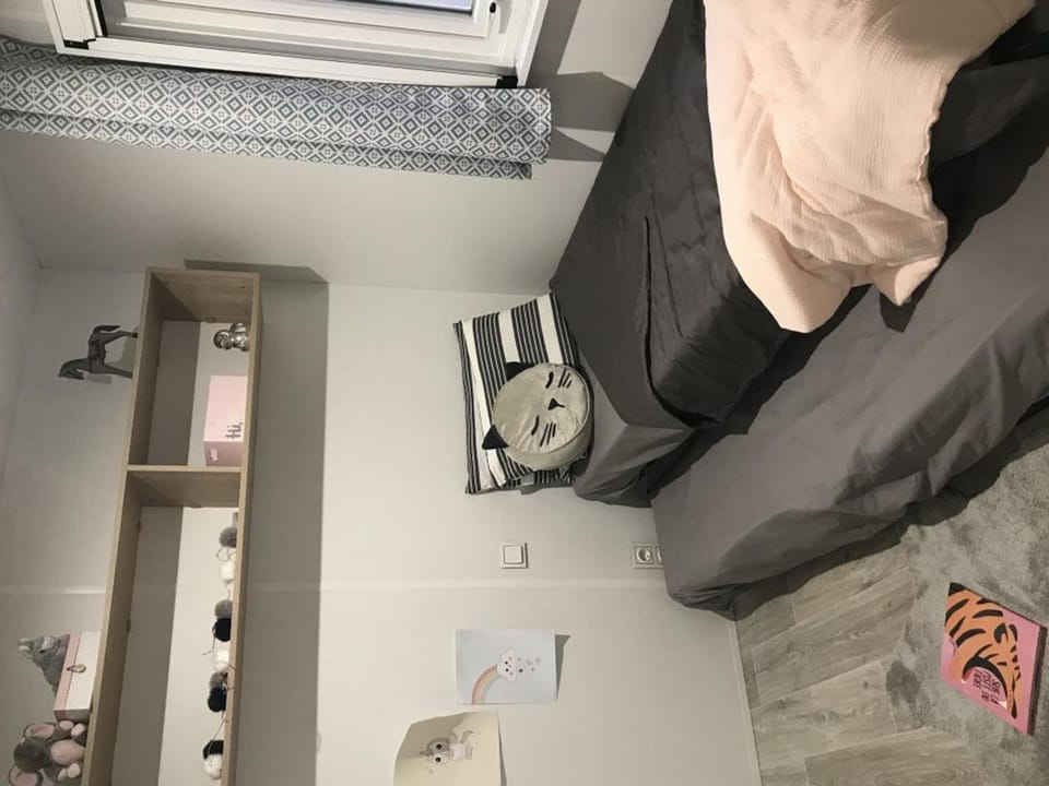 Mobil home clim, animaux OK - 4 pers. - API-1-52-2777 Campground/ 
RV Resort in Nouvelle-Aquitaine