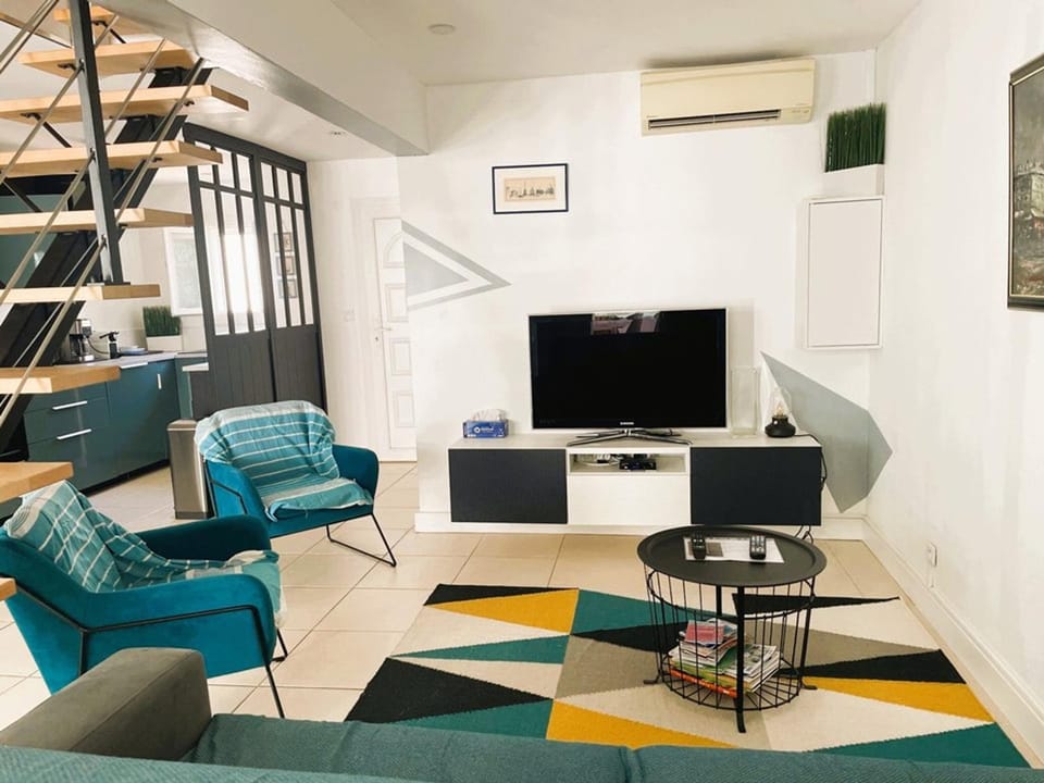 Villa moderne avec piscine et parking - La Grande Motte - FR-1-790-42 Apartment in La Grande-Motte