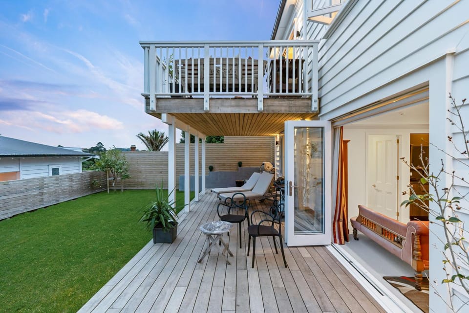 BBQ facilities, Balcony/Terrace, Garden view