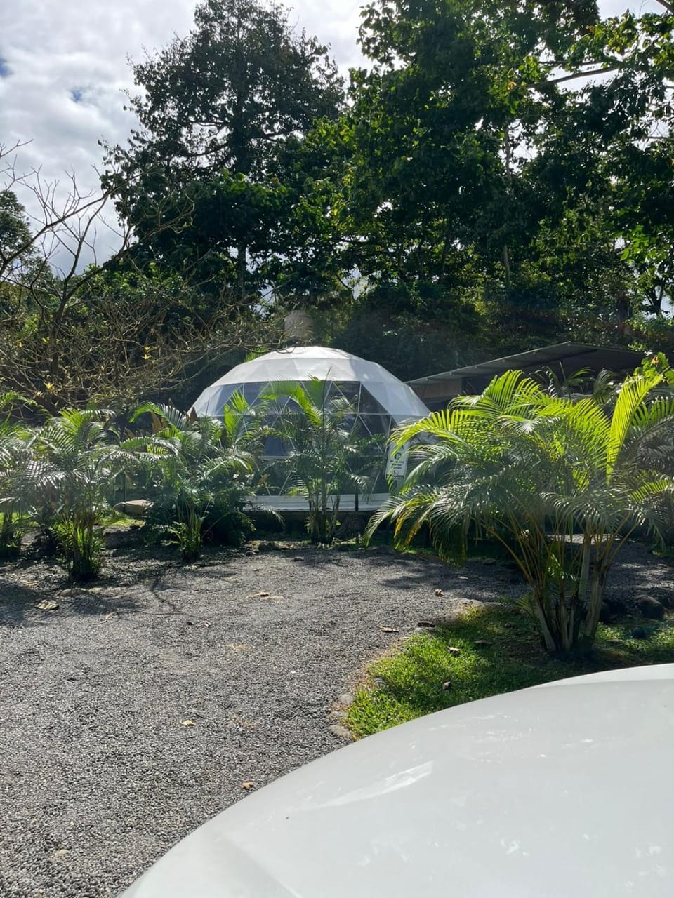 Tropical Escape Domes Luxury tent in Heredia Province