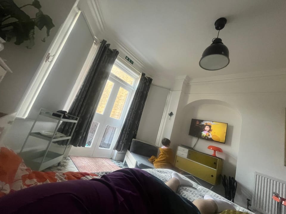 Sandow 1 Apartment in Brading