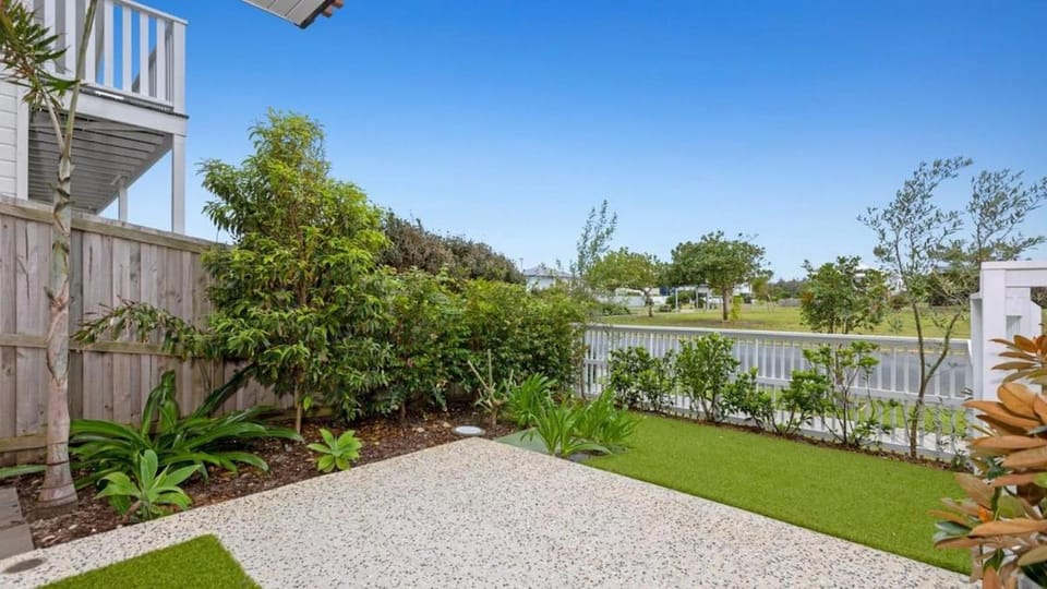 Garden, Garden