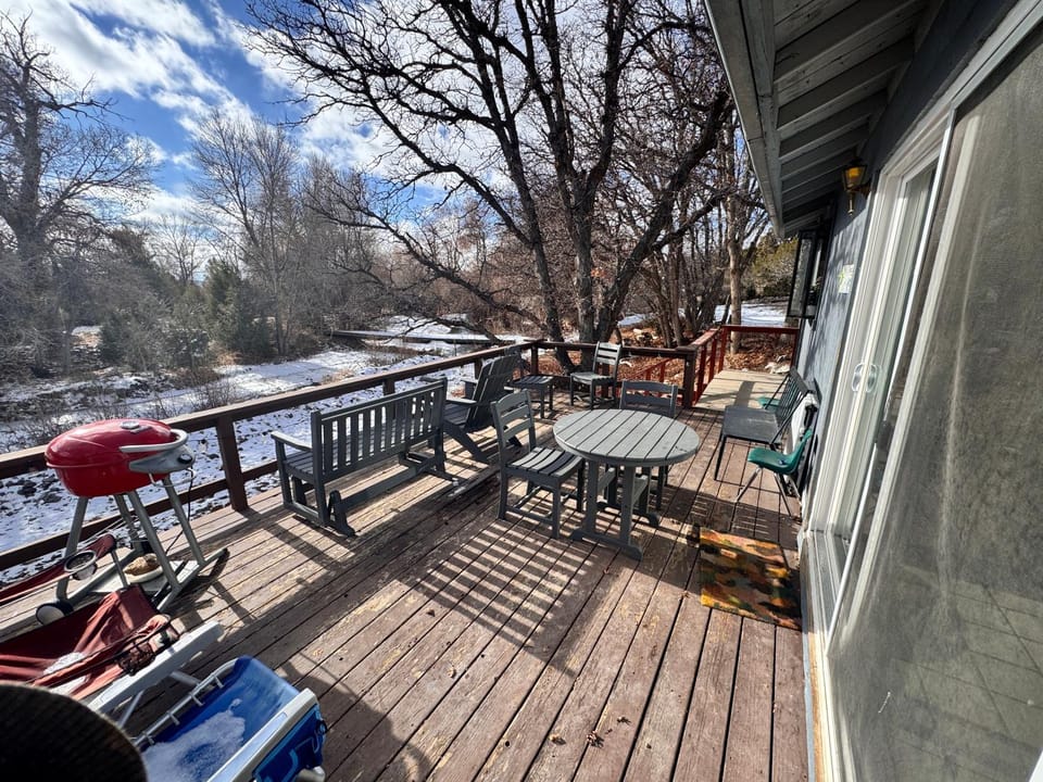 Patio, Day, Natural landscape, Dining area, River view