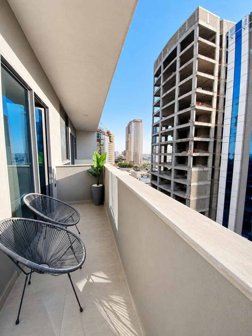 Property building, Patio, Day, View (from property/room), Balcony/Terrace, City view