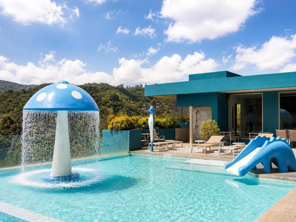 Swimming pool