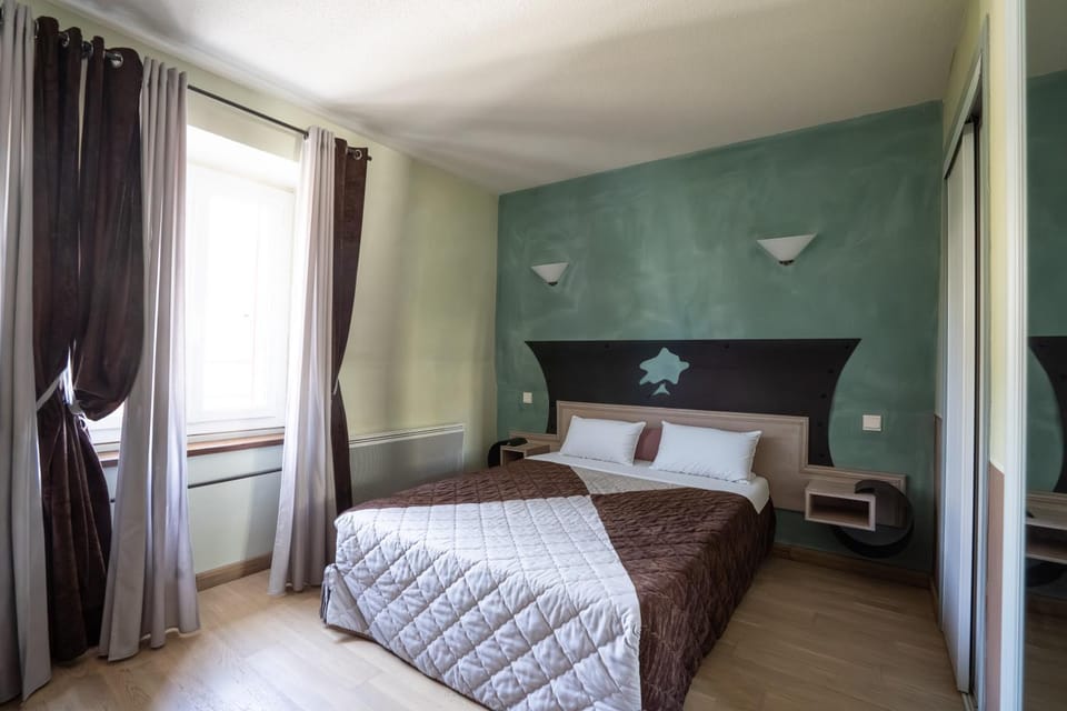 Beauséjour CHAMBRES D'HOTES Bed and Breakfast in Auvergne-Rhône-Alpes