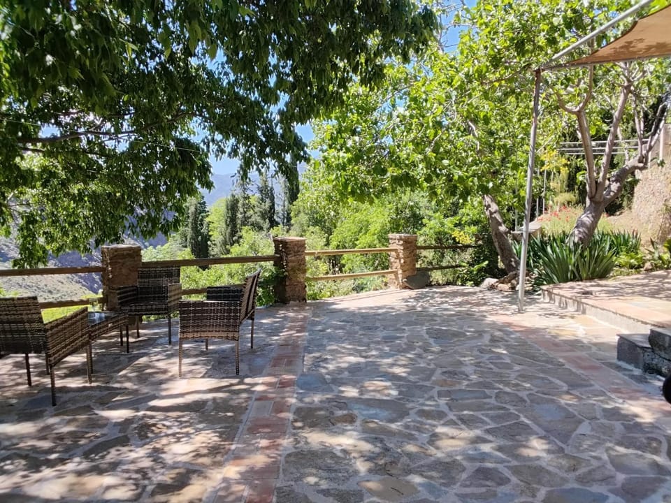 Cortijo De Los Abuelos House in Alpujarra Granadina