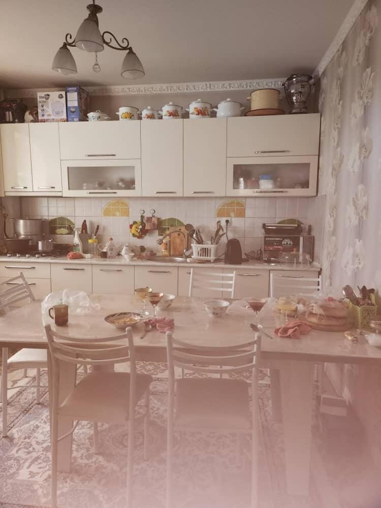 Комната или несколько комнат в частном доме с завтраком Bed and Breakfast in Almaty Region, Kazakhstan