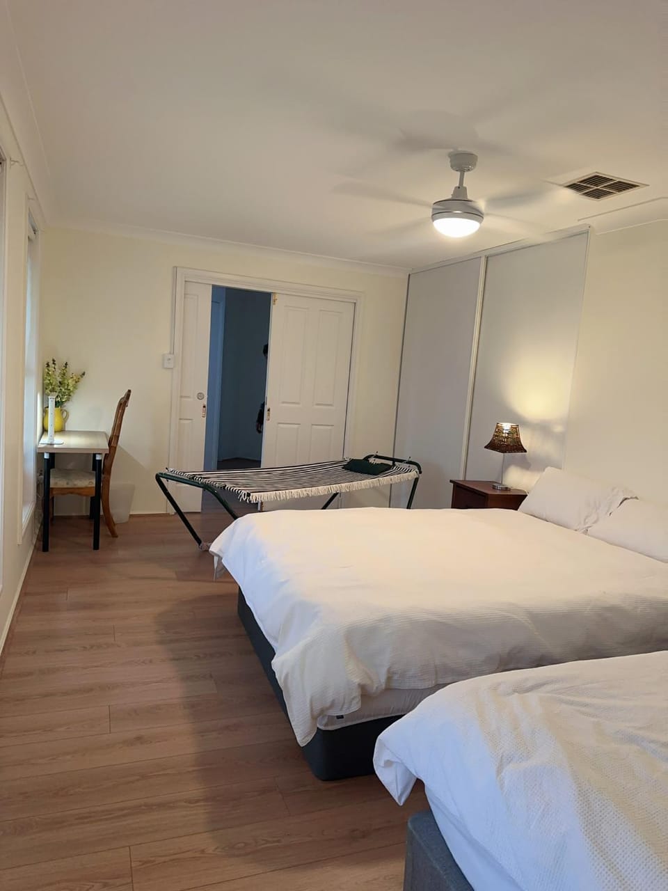 Private Room-2Queen beds Apartment in Sydney