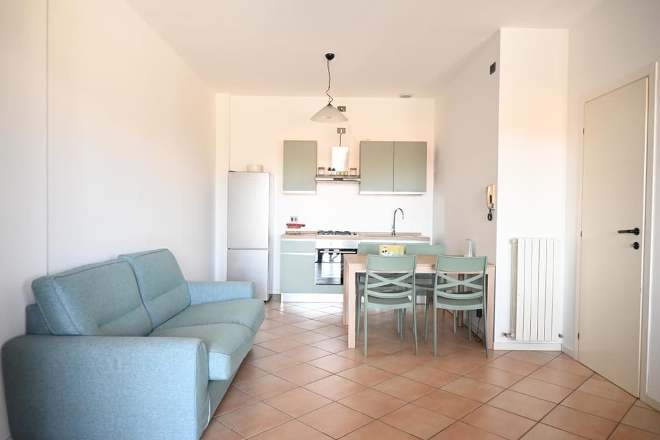 F013 - Fano, bilocale con grande terrazza vista mare Apartment in Fano