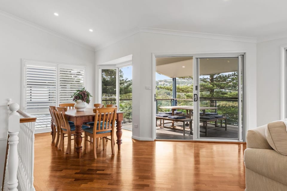 Patio, View (from property/room), Balcony/Terrace, Seating area, Dining area