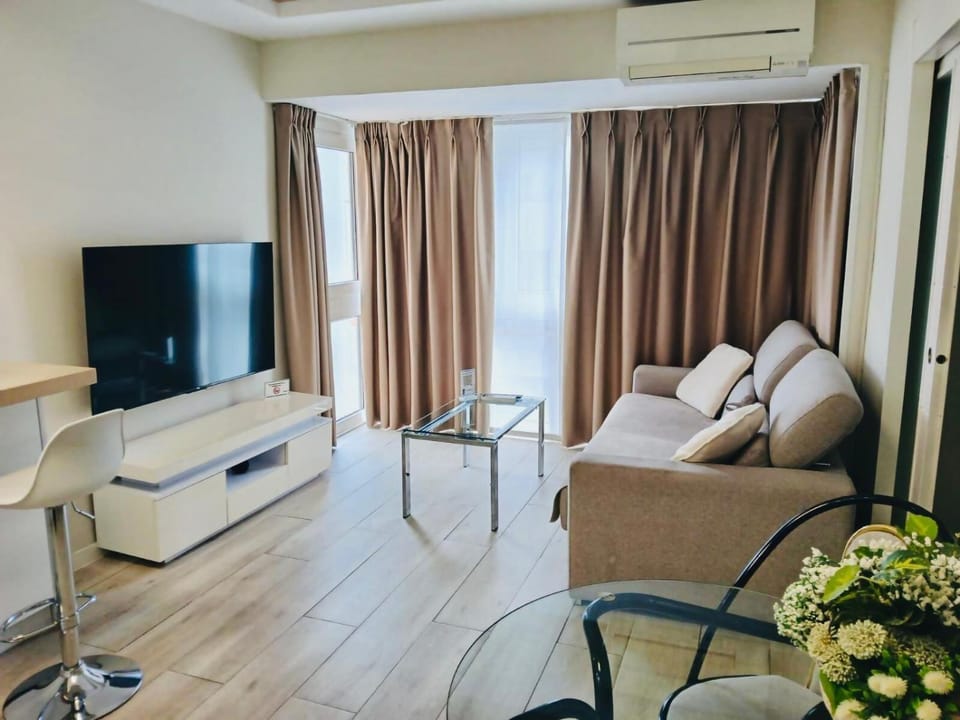 Communal lounge/ TV room, TV and multimedia