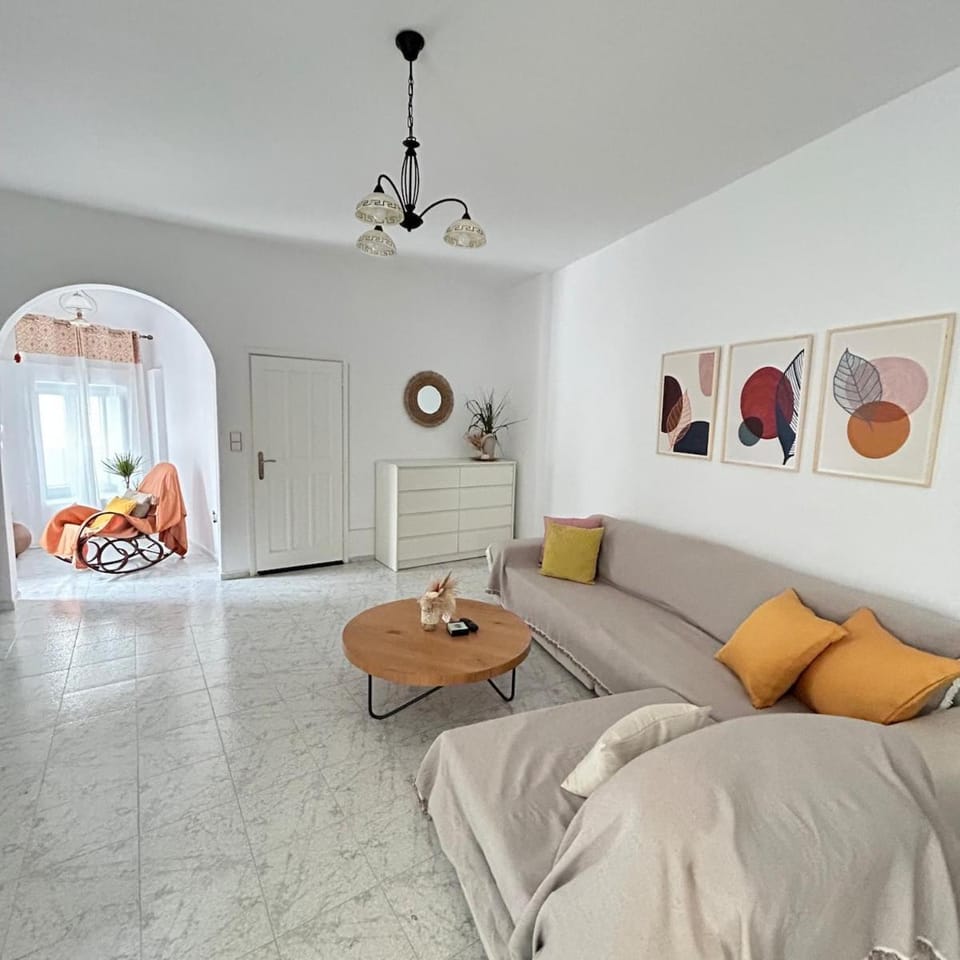 Periplous Home - Feel the Breeze, Stay with Ease Apartment in Paros, Greece
