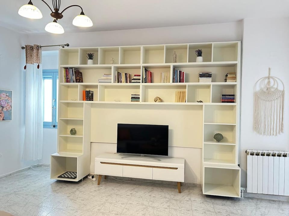 Periplous Home - Feel the Breeze, Stay with Ease Apartment in Paros, Greece