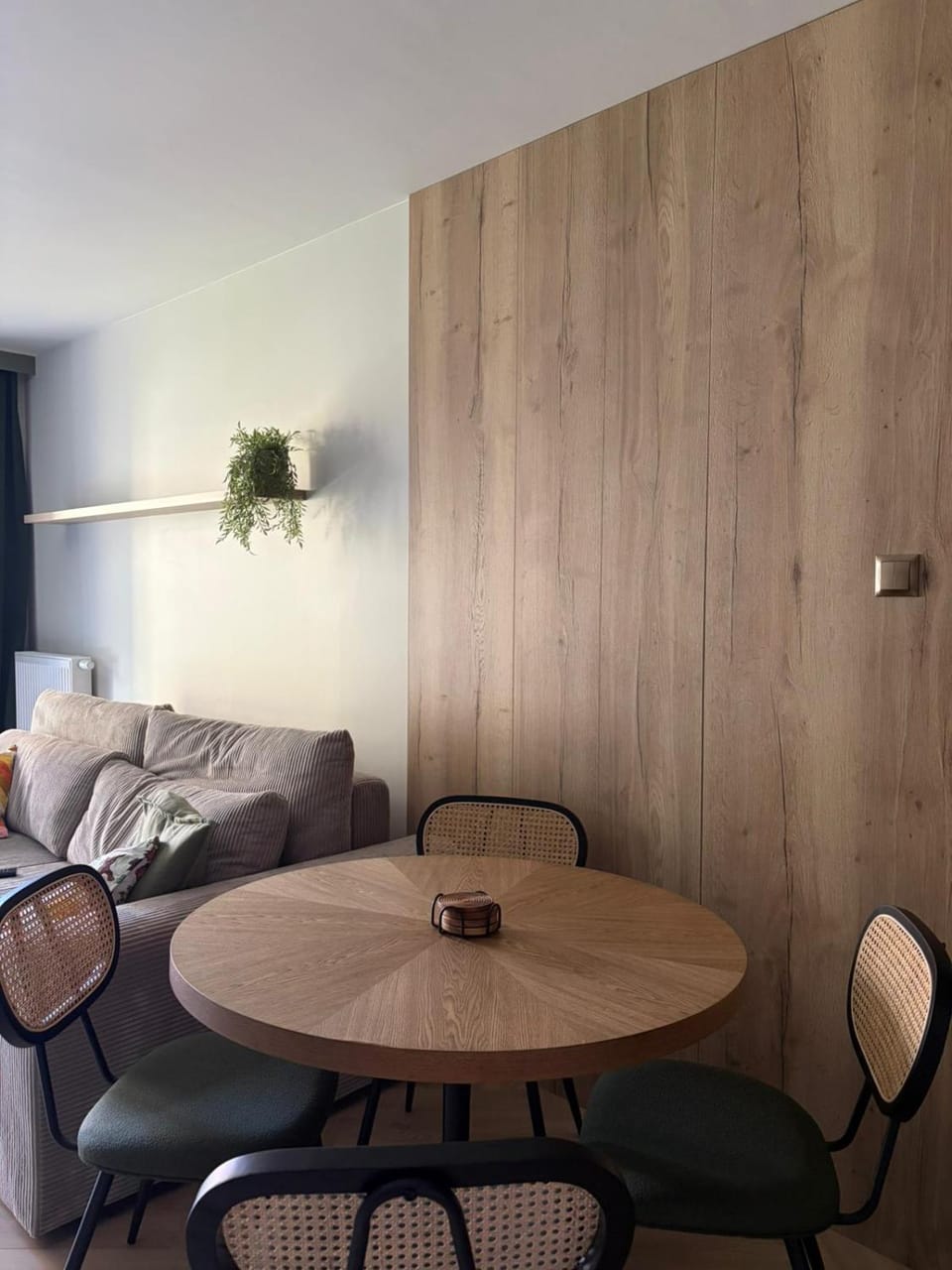 Dining area, Breakfast