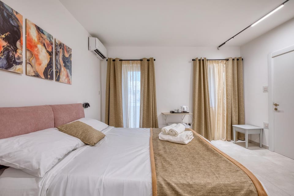 Central Sliema Haven Suites 1 Vacation rental in Sliema