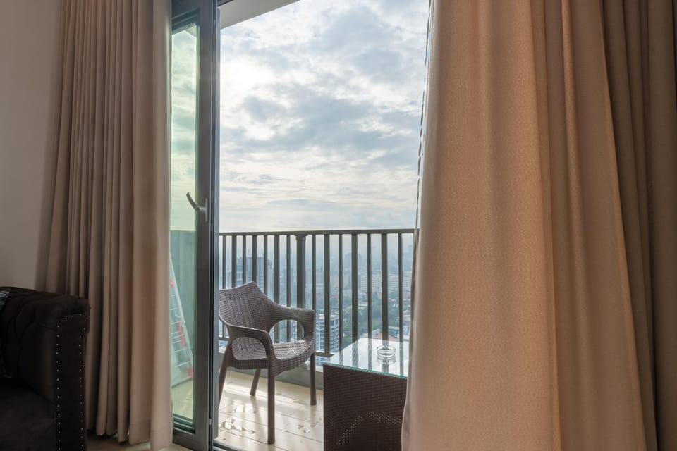 2 Bedroom apartment in central Colombo, with stunning city view TRI-ZEN Apartment in Colombo
