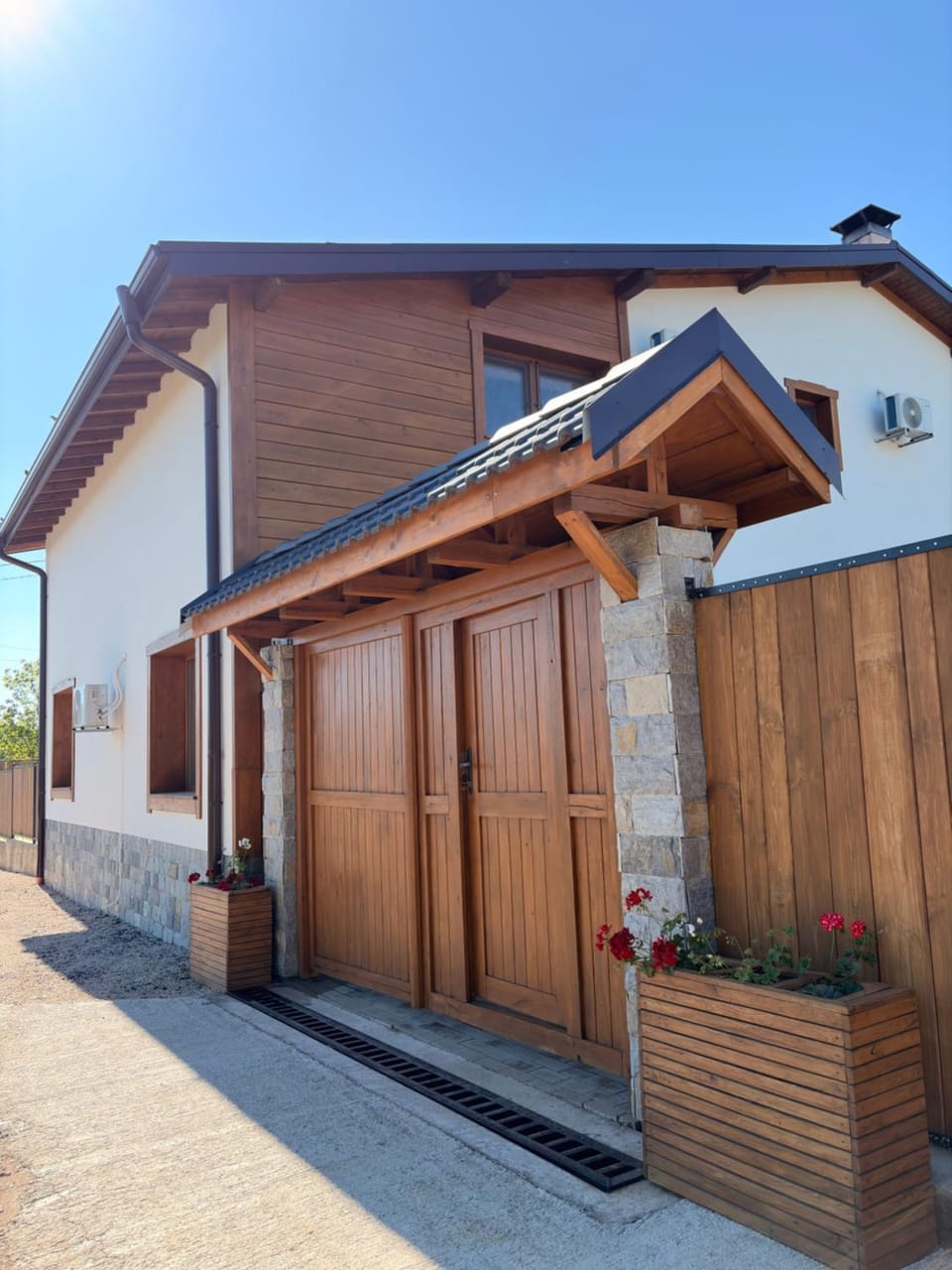 Къща за гости БРАТАНОВИТЕ КЪЩИ House in Bulgaria