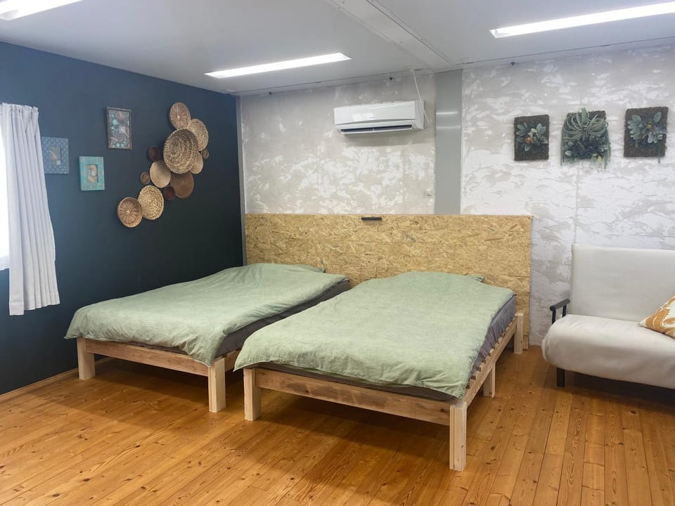 民宿あわい Bed and Breakfast in Okinawa Prefecture